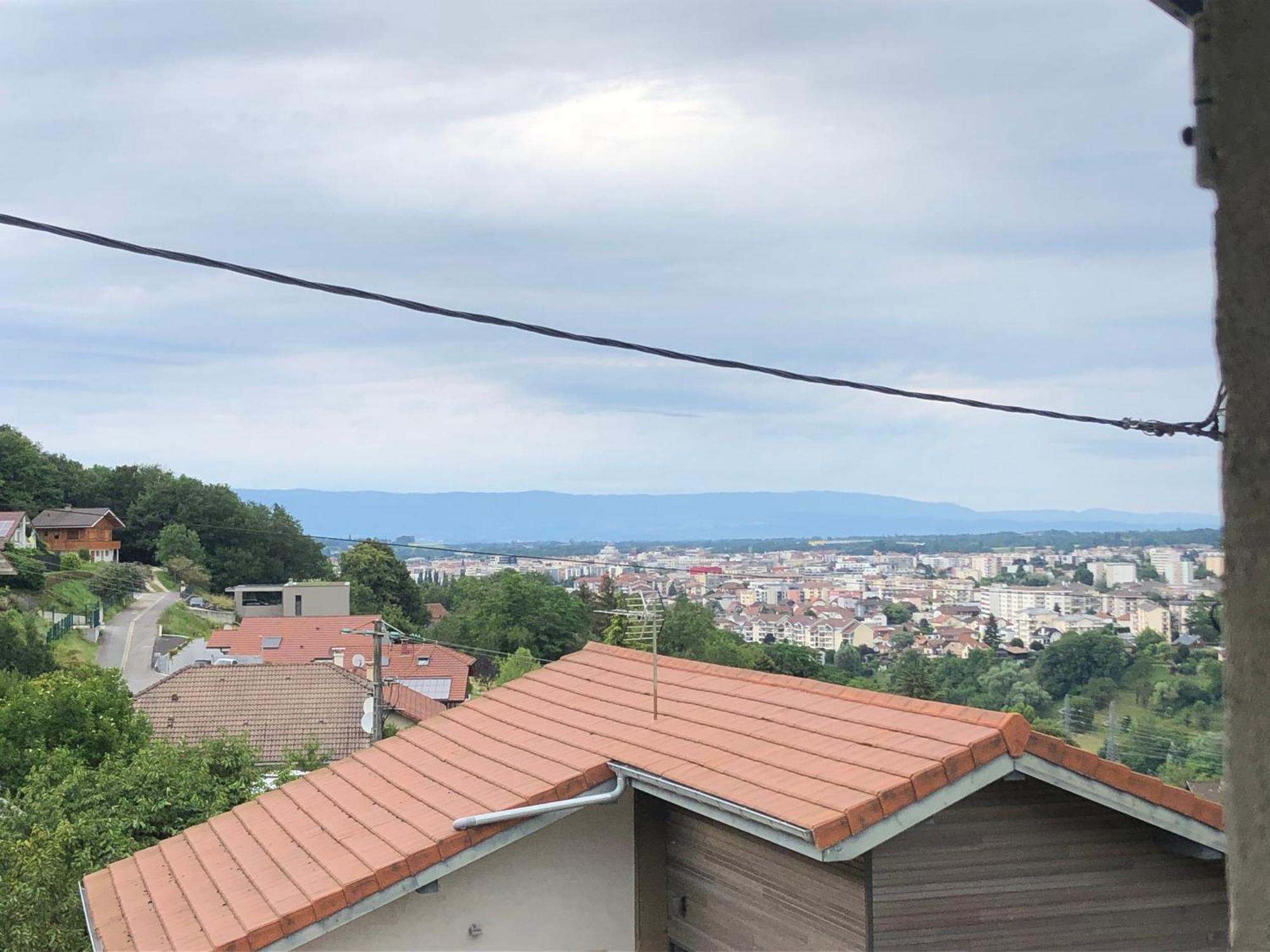 Holiday home Maison De Charme Pres De Geneve, Vue Et Terrasse - Ideal Familles!
